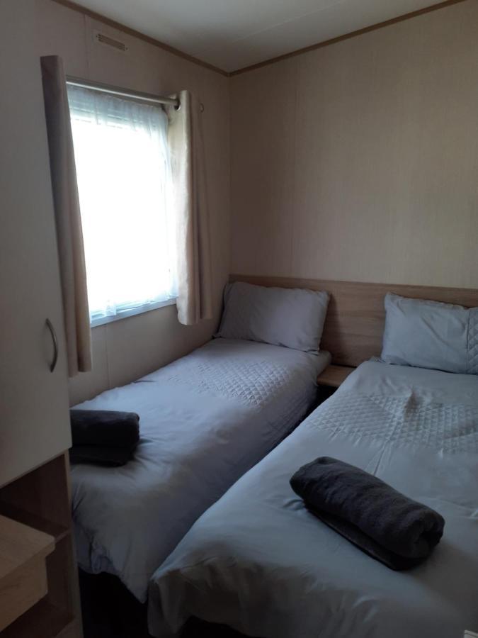 Camber Holiday Park Екстериор снимка
